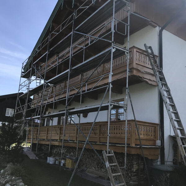 Renovierung von Holzgeländern, Tegernsee, Deutschland