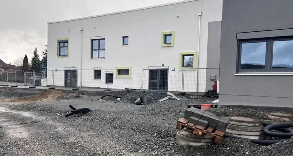 KITA Arzberg, Fassadenarbeiten